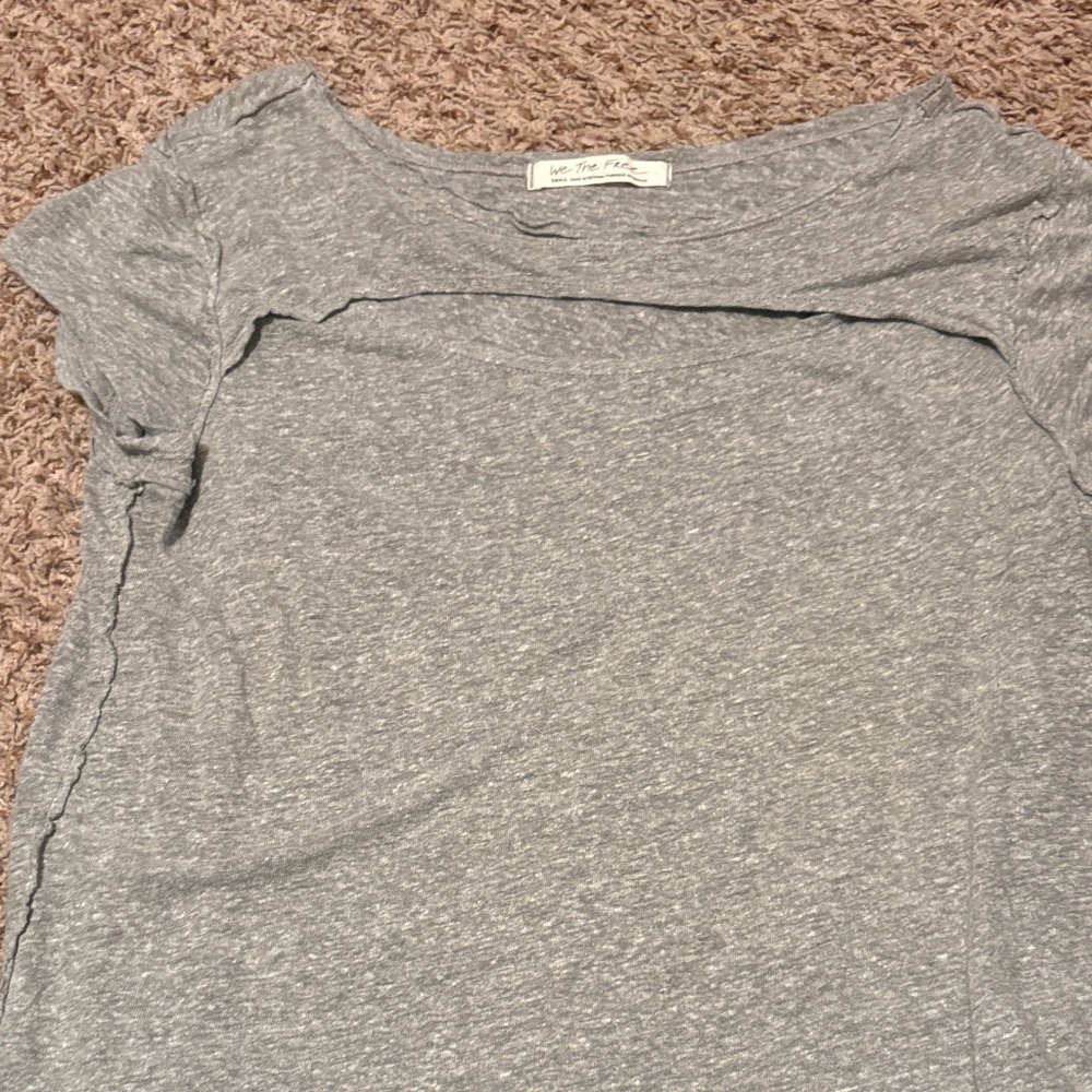 We The Free Light Gray Short Sleeve Tee